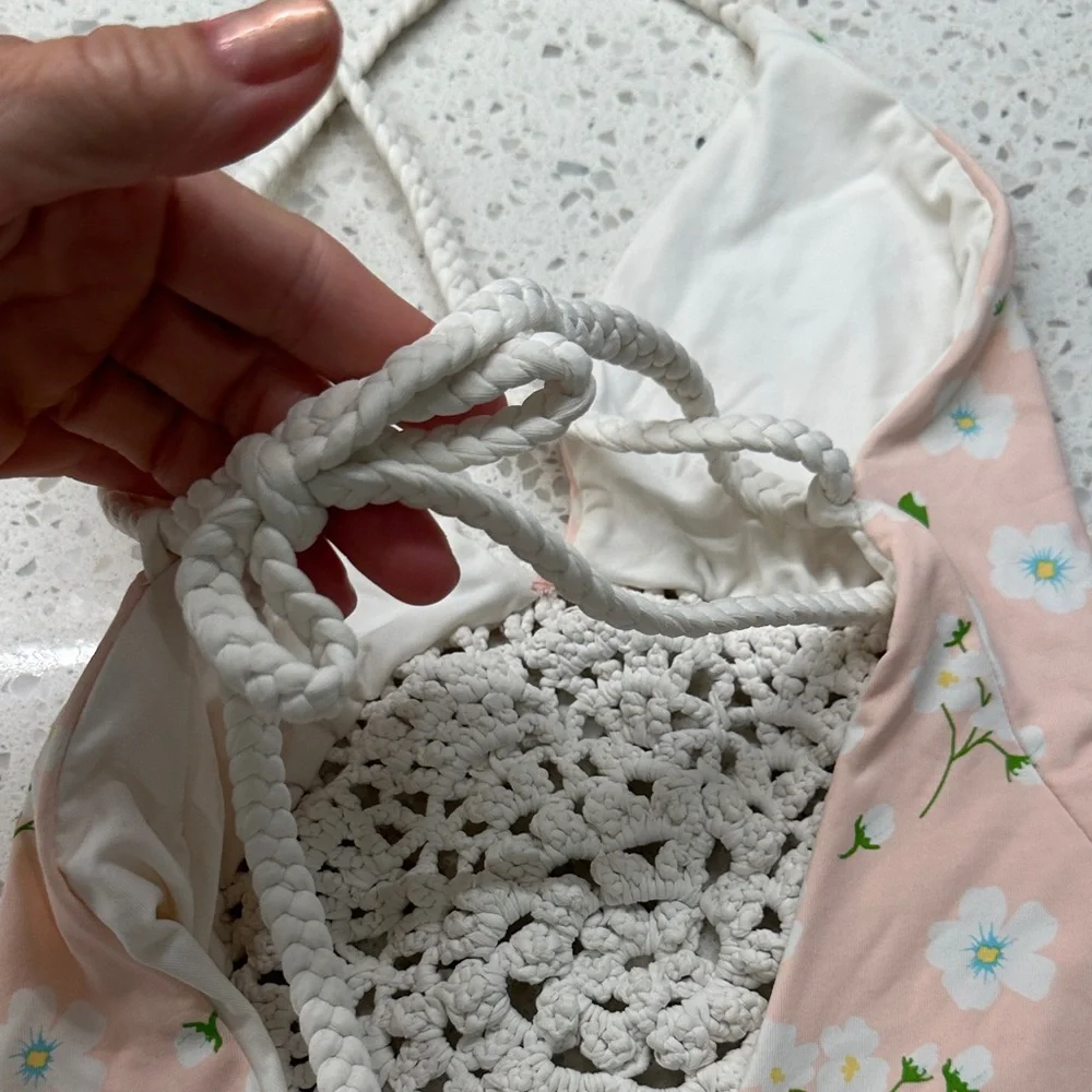 Frankies Bikinis Eliza crochet one piece pink daisy swim size Medium